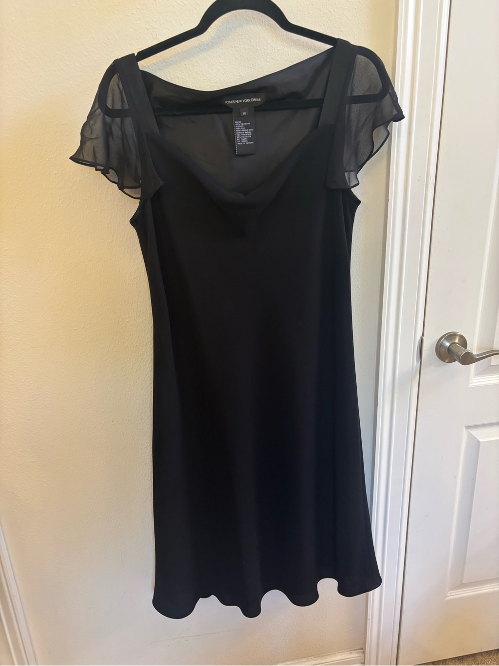 Jones New York Black Sheer Flutter-Sleeve Midi Dress